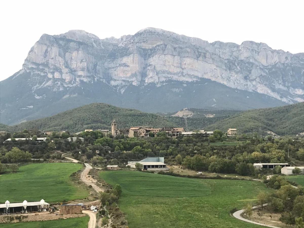 Preciosas Vistas A La Montana, Luminoso Y Acogedor Lägenhet El Pueyo de Araguás Exteriör bild